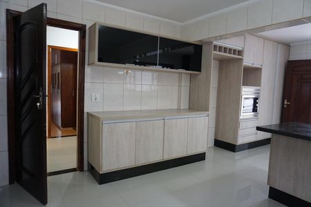 Casa para alugar com 220m², 4 quartos e 5 vagasCozinha