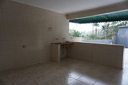 Casa para alugar com 220m², 4 quartos e 5 vagasLavanderia 1