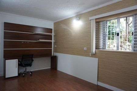 Casa para alugar com 220m², 4 quartos e 5 vagasSuíte 1