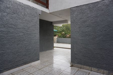 Casa para alugar com 220m², 4 quartos e 5 vagasQuintal