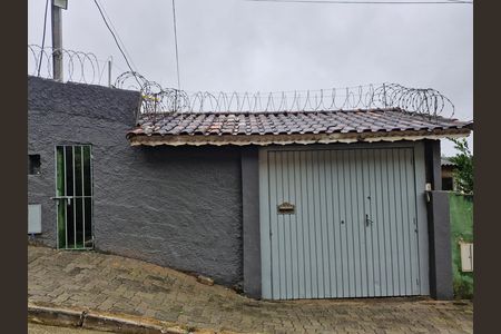 Fachada de casa para alugar com 4 quartos, 220m² em Jardim Recanto da Fonte, Embu das Artes