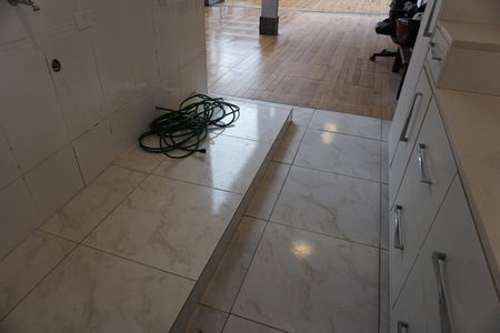 Casa para alugar com 220m², 4 quartos e 5 vagasLavanderia 2