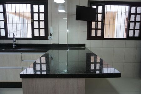 Casa para alugar com 220m², 4 quartos e 5 vagasCozinha