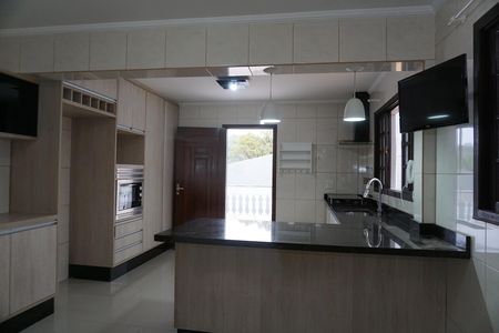 Cozinha de casa para alugar com 4 quartos, 220m² em Jardim Recanto da Fonte, Embu das Artes