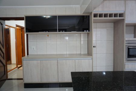 Casa para alugar com 220m², 4 quartos e 5 vagasCozinha