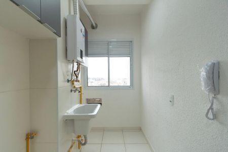 Apartamento para alugar com 45m², 2 quartos e 1 vaga Apartamento para alugar com 45m², 2 quartos e 1 vagaÁrea de Serviço