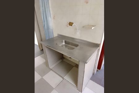 Foto 02 de apartamento à venda com 2 quartos, 50m² em Vila Sabrina, São Paulo