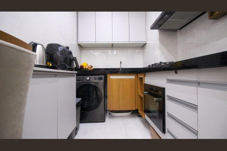 Apartamento à venda com 34m², 2 quartos e sem vaga Apartamento à venda com 34m², 2 quartos e sem vagaSala/Cozinha