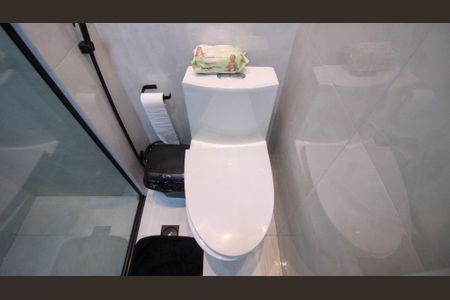 Apartamento à venda com 34m², 2 quartos e sem vaga Apartamento à venda com 34m², 2 quartos e sem vagaBanheiro