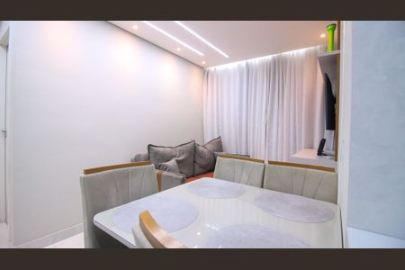 Apartamento à venda com 34m², 2 quartos e sem vaga Apartamento à venda com 34m², 2 quartos e sem vagaSala/Cozinha
