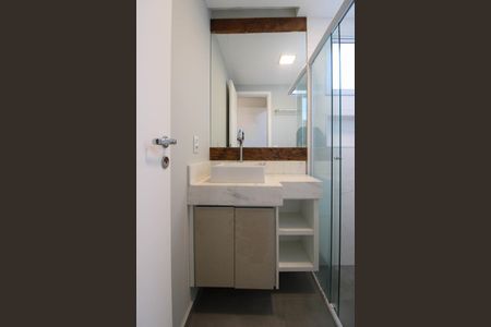 Apartamento à venda com 70m², 2 quartos e 1 vaga Apartamento à venda com 70m², 2 quartos e 1 vagaBanheiro Suíte