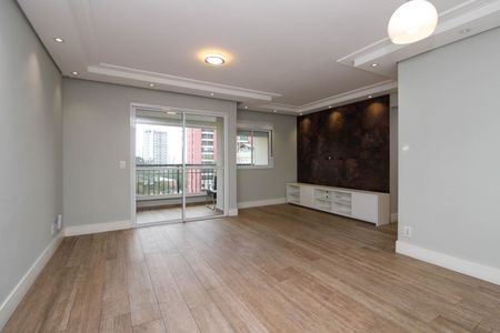 Apartamento à venda com 70m², 2 quartos e 1 vaga Apartamento à venda com 70m², 2 quartos e 1 vagaSala