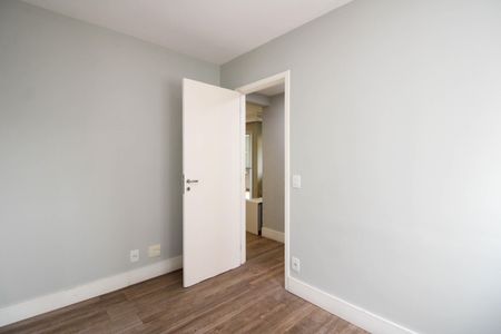 Apartamento à venda com 70m², 2 quartos e 1 vaga Apartamento à venda com 70m², 2 quartos e 1 vagaQuarto