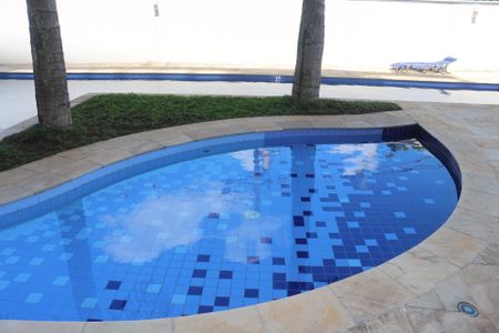 Apartamento à venda com 90m², 3 quartos e 2 vagasÁrea comum - Piscina