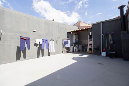 Casa à venda com 280m², 4 quartos e 5 vagas Casa à venda com 280m², 4 quartos e 5 vagasÁrea de Serviço
