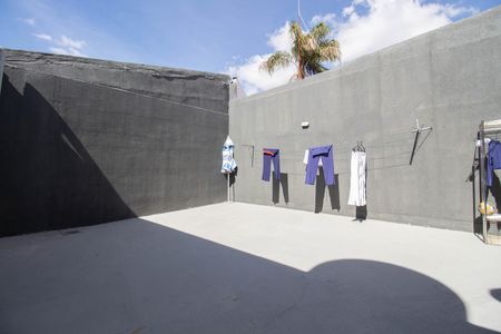 Casa à venda com 280m², 4 quartos e 5 vagas Casa à venda com 280m², 4 quartos e 5 vagasÁrea de Serviço