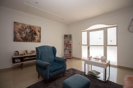 Casa à venda com 280m², 4 quartos e 5 vagas Casa à venda com 280m², 4 quartos e 5 vagasSala 1
