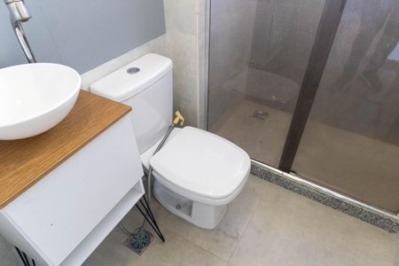 Apartamento à venda com 60m², 2 quartos e 1 vaga Apartamento à venda com 60m², 2 quartos e 1 vagaBanheiro