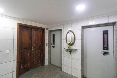Apartamento à venda com 60m², 2 quartos e 1 vaga Apartamento à venda com 60m², 2 quartos e 1 vagaElevador