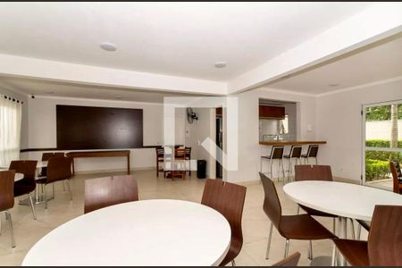Apartamento para alugar com 55m², 2 quartos e 1 vaga Apartamento para alugar com 55m², 2 quartos e 1 vagaÁrea comum - Salão de festas
