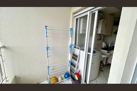 Varanda da Sala de apartamento para alugar com 2 quartos, 55m² em Vila Endres, Guarulhos