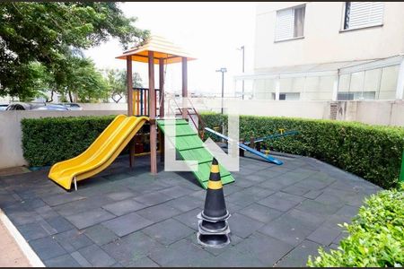 Apartamento para alugar com 55m², 2 quartos e 1 vaga Apartamento para alugar com 55m², 2 quartos e 1 vagaÁrea comum - Playground