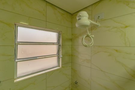 Casa para alugar com 80m², 2 quartos e sem vaga