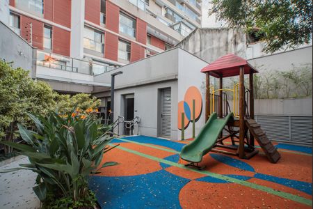 Apartamento à venda com 77m², 2 quartos e 1 vaga Apartamento à venda com 77m², 2 quartos e 1 vagaÁrea comum - Playground