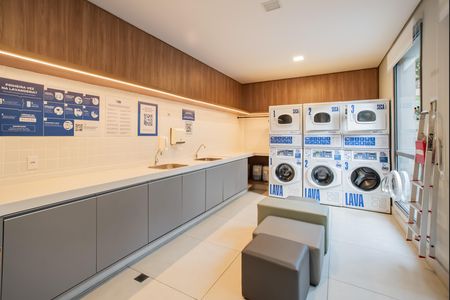 Apartamento à venda com 77m², 2 quartos e 1 vaga Apartamento à venda com 77m², 2 quartos e 1 vagaÁrea comum - Lavanderia