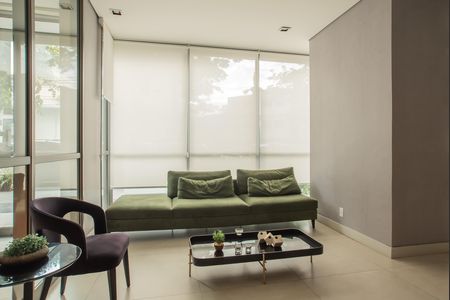 Apartamento à venda com 77m², 2 quartos e 1 vaga Apartamento à venda com 77m², 2 quartos e 1 vagaHall social