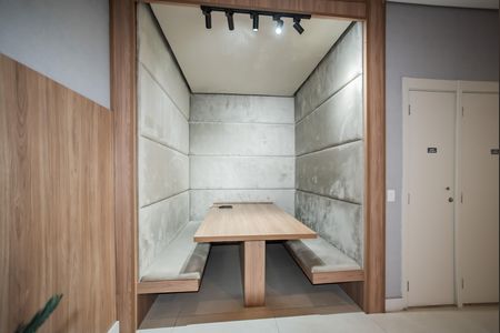 Apartamento à venda com 77m², 2 quartos e 1 vaga Apartamento à venda com 77m², 2 quartos e 1 vagaÁrea comum - Coworking