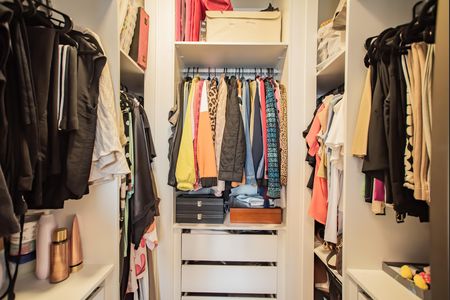 Apartamento à venda com 77m², 2 quartos e 1 vaga Apartamento à venda com 77m², 2 quartos e 1 vagaSuíte 1 - Closet