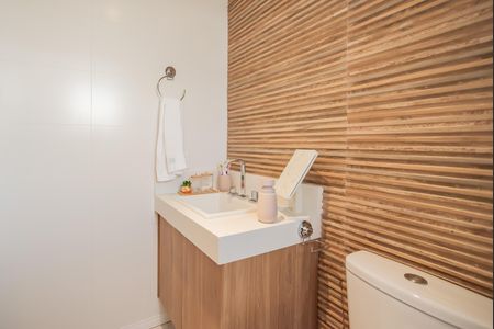 Apartamento à venda com 77m², 2 quartos e 1 vaga Apartamento à venda com 77m², 2 quartos e 1 vagaBanheiro da Suíte 2