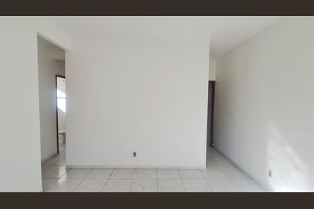 Sala de casa para alugar com 3 quartos, 80m² em Vila Santa Cruz, Duque de Caxias