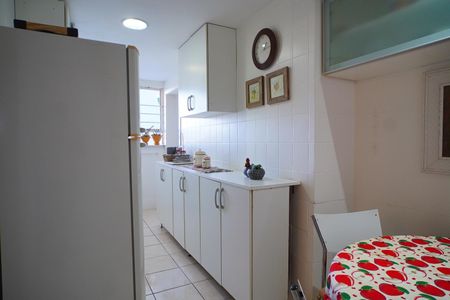 Apartamento para alugar com 98m², 3 quartos e 1 vaga Apartamento para alugar com 98m², 3 quartos e 1 vagaCozinha