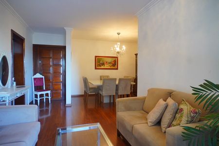 Sala de apartamento para alugar com 3 quartos, 98m² em Petrópolis, Porto Alegre