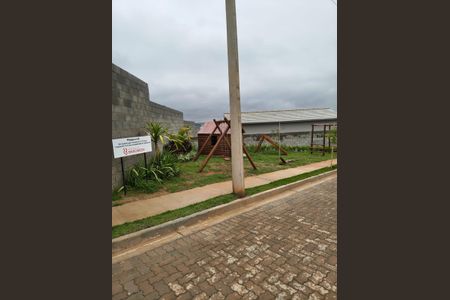 Casa de condomínio para alugar com 76m², 3 quartos e 3 vagas Casa de condomínio para alugar com 76m², 3 quartos e 3 vagasÁrea comum
