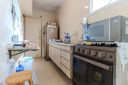 Cozinha de apartamento à venda com 2 quartos, 55m² em Vila Buarque, São Paulo