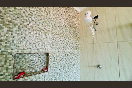 Banheiro 2 de casa à venda com 3 quartos, 195m² em Jardim Santa Mena, Guarulhos