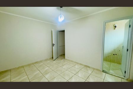 Quarto 1 de casa à venda com 3 quartos, 195m² em Jardim Santa Mena, Guarulhos