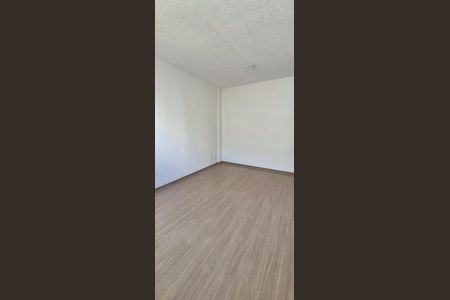 Sala de apartamento para alugar com 2 quartos, 47m² em Taquara, Rio de Janeiro