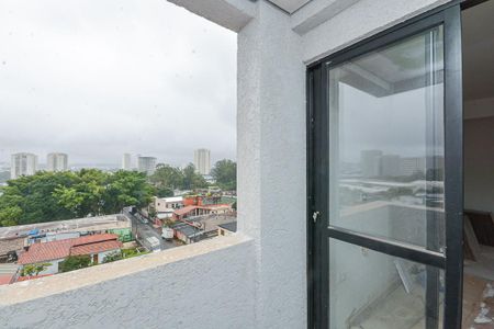 Apartamento à venda com 38m², 2 quartos e 1 vaga Apartamento à venda com 38m², 2 quartos e 1 vagaVista da varanda da sala