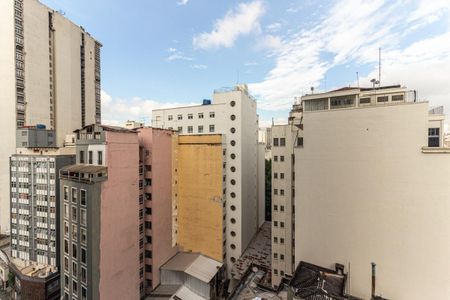 Vista do Quarto de apartamento para alugar com 1 quarto, 56m² em Santa Ifigênia, São Paulo