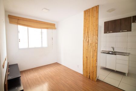 Sala de apartamento à venda com 2 quartos, 50m² em Vila Plana, São Paulo