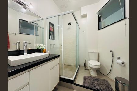 Apartamento à venda com 170m², 3 quartos e 1 vaga