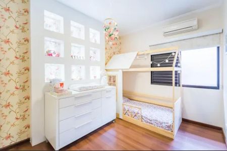 Casa à venda com 4 quartos, 280m² em Vila da Saúde, São Paulo