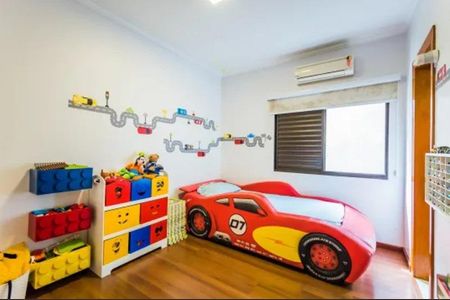 Casa à venda com 4 quartos, 280m² em Vila da Saúde, São Paulo