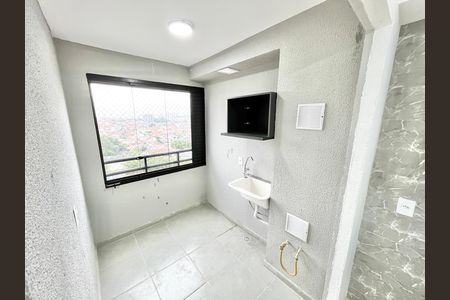 Apartamento para alugar com 40m², 2 quartos e 1 vaga Apartamento para alugar com 40m², 2 quartos e 1 vagaVaranda da Sala / Àrea de Serviço