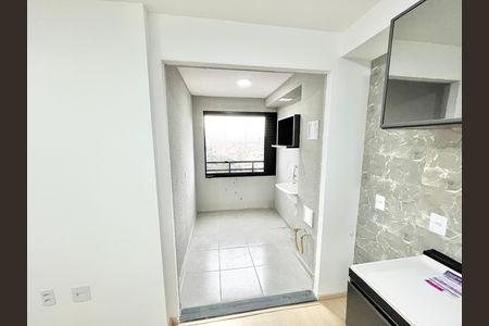 Apartamento para alugar com 40m², 2 quartos e 1 vaga Apartamento para alugar com 40m², 2 quartos e 1 vagaVaranda da Sala / Àrea de Serviço