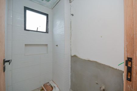 Apartamento à venda com 38m², 2 quartos e 1 vaga Apartamento à venda com 38m², 2 quartos e 1 vagaBanheiro